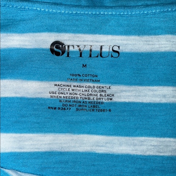 Chic Stylus Striped Top - Size Medium - Picture 7 of 7